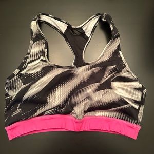 XL LLR Rise Invincible Bra EUC